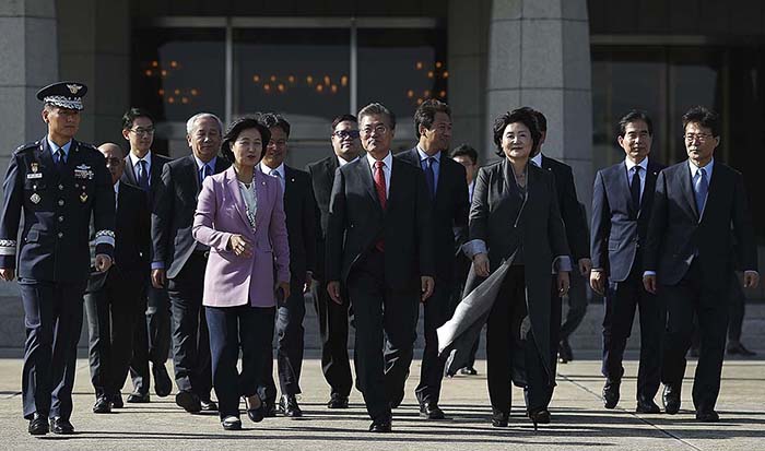 President_Southeast Asia_Visits_02.jpg